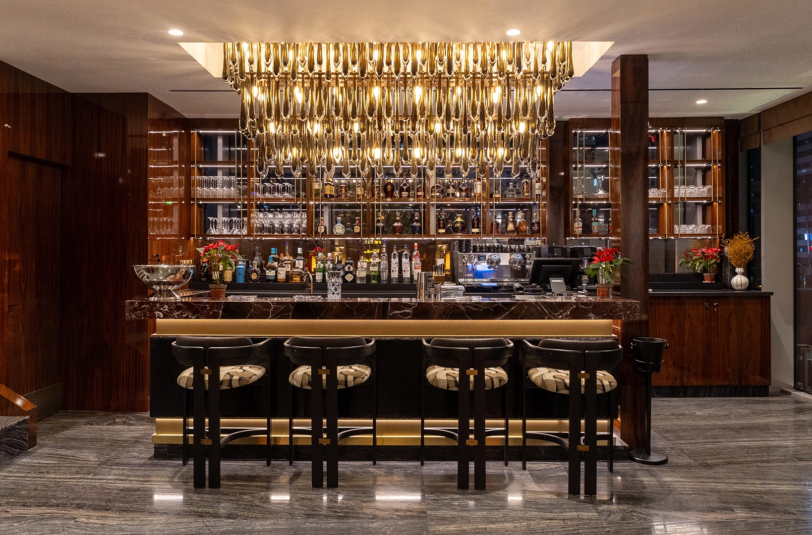Vintage Cigar Lounge — DIFC, Dubai - Image 2